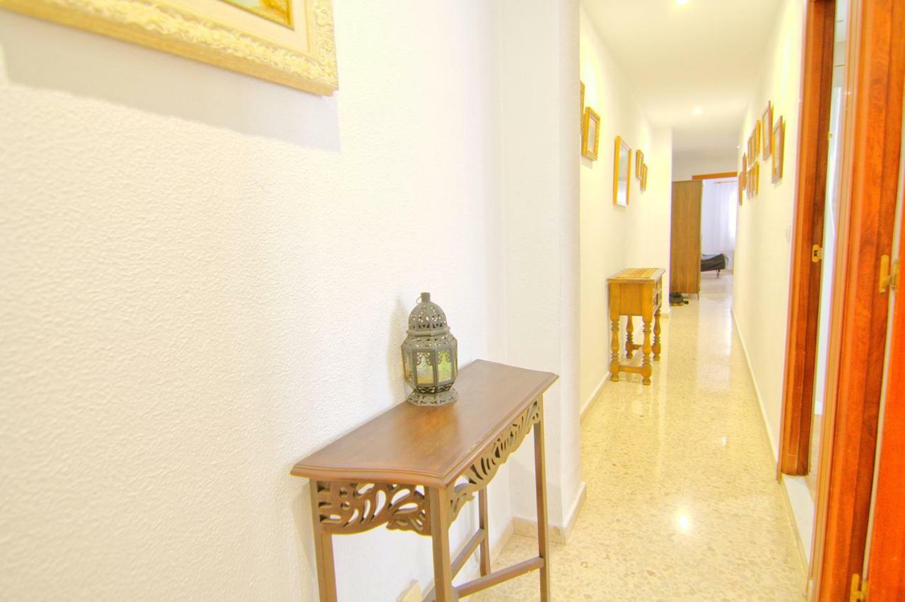 Low Cost Rooms Malaga River Buitenkant foto